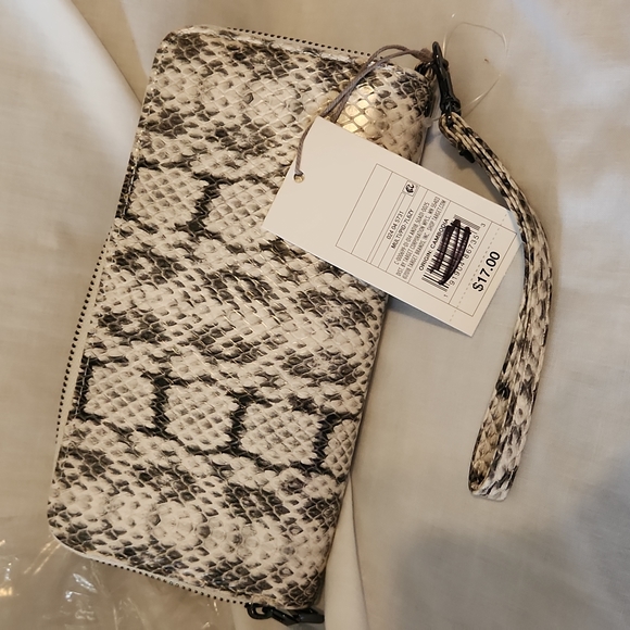 Wallet - Picture 7 of 7